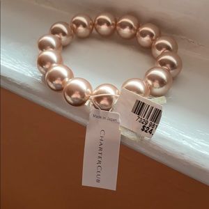 ⭐️PRICE DROP⭐️Faux Rose Gold Pearl Bracelet
